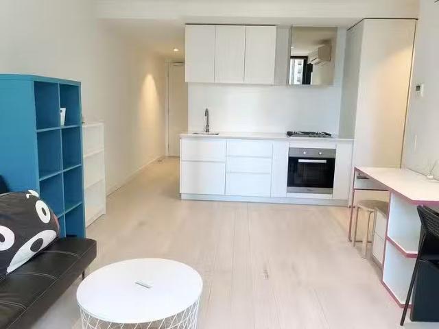 2313/135 Abeckett Street, Melbourne, VIC 3000