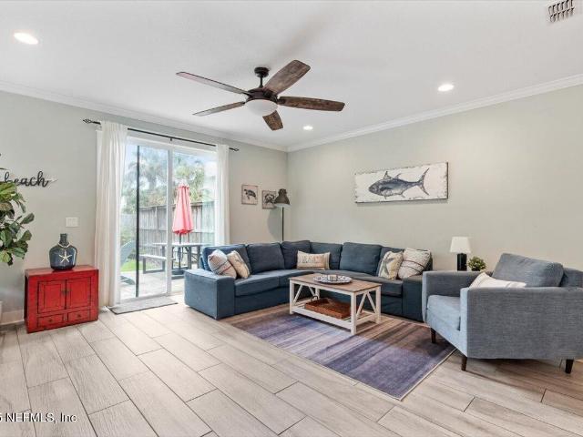 231 10th Ave S, Jacksonville Beach, FL 32250 | MLS #2092