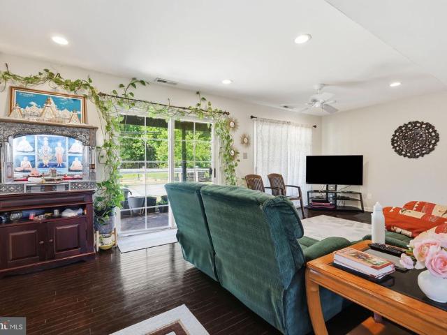 231 Collingswood Road