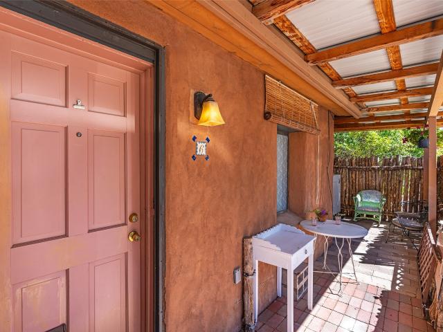 231 Closson Street 6