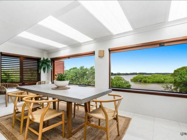 2/31 Bimbadeen Avenue, Banora Point NSW