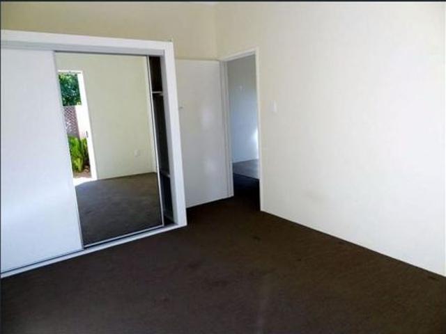 2/31 Bristol Street, West End