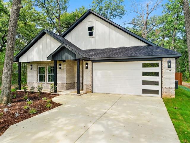 231 E Beachwood Loop