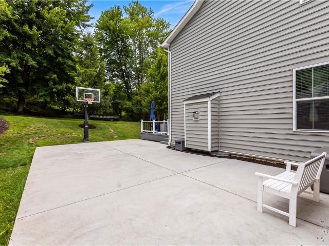 231 Eddie Lewis Dr