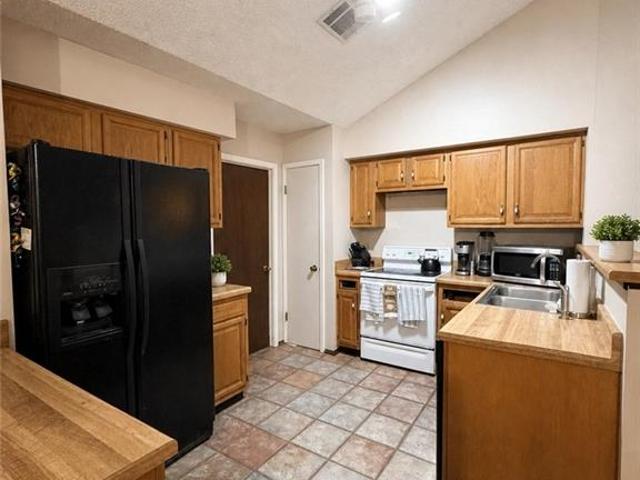 231 Forest Loop