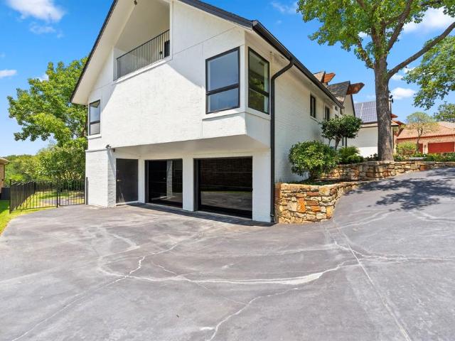 231 Oak Hill Drive