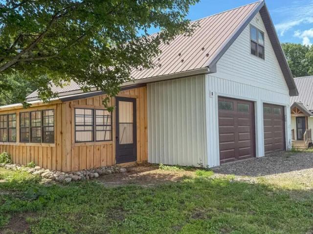 231 Sanders Road