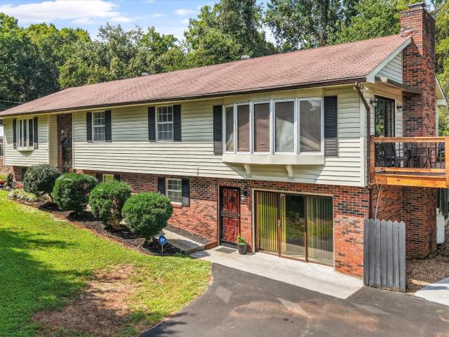 231 W View Drive