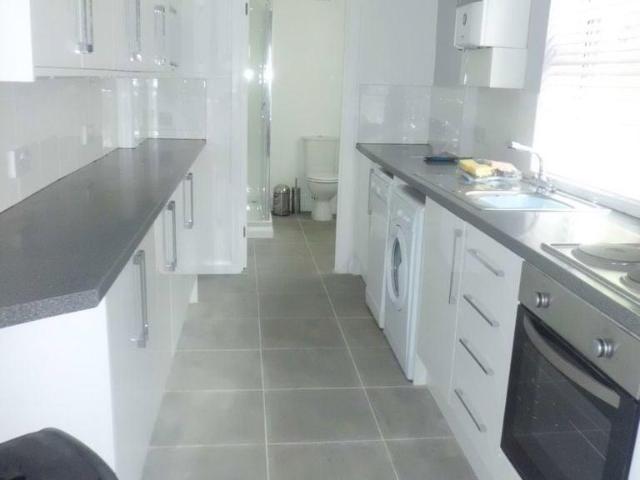 231 Tiverton Road B29 6BW 6 bed house to rent £2,730 pcm £630 pw