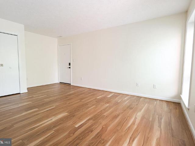 23240 Rosewood Court # 9
