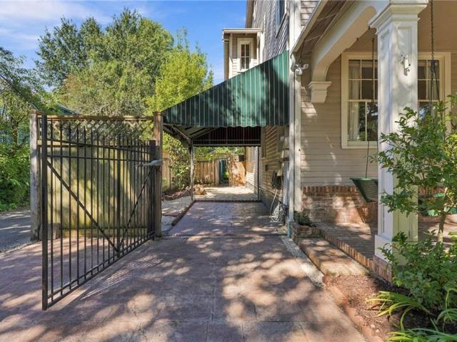 2324 PALMER Avenue