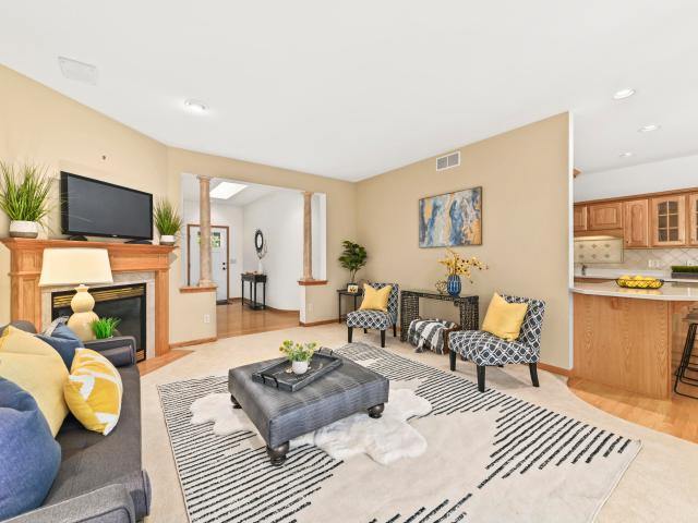 2325 Caribou Ln