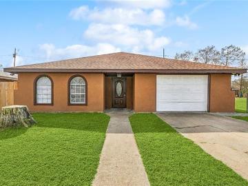 2325 River Queen Dr, Violet, LA 70092 | MLS #2547