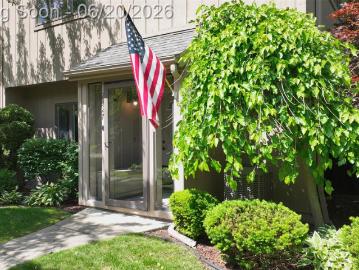 2327 Bay Woods Court
