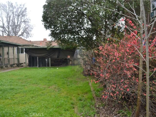 2327 S Garden Street