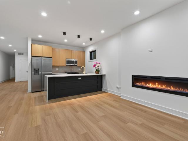 2327 S Homan Avenue Unit 2, Chicago, US, IL