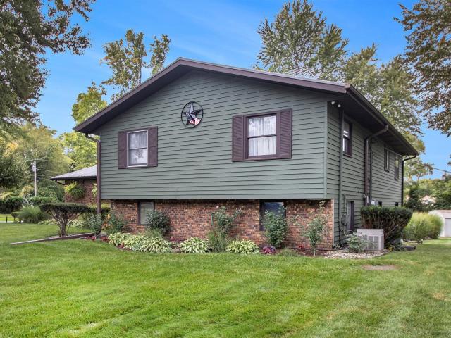 23295 Surrey Lane