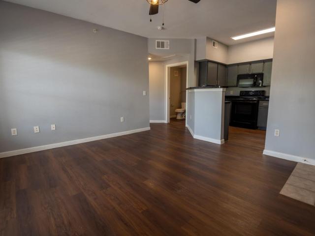 2320 Gracy Farms Ln # 821