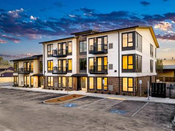 2320 S Broadway Ave, Unit B302, Boise, ID 83706 | MLS #98973