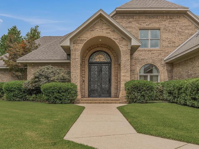 2321 Grand Oaks Cove