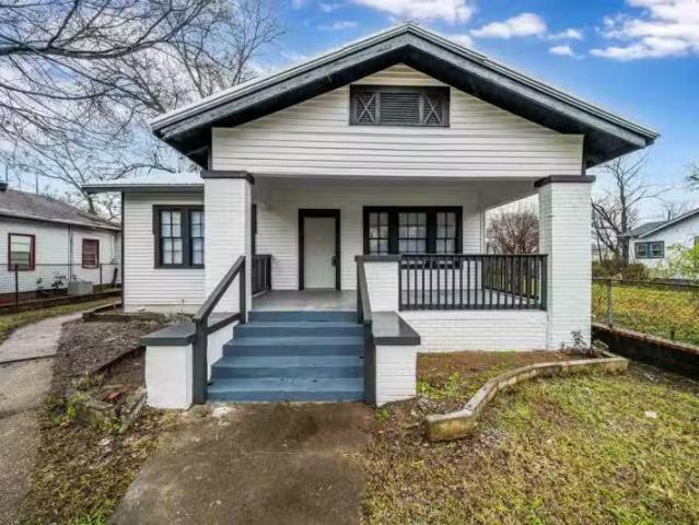 2321 10TH AVE N, BESSEMER, AL 35020