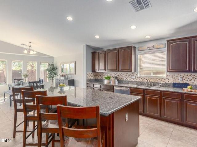 23221 N 40TH Way