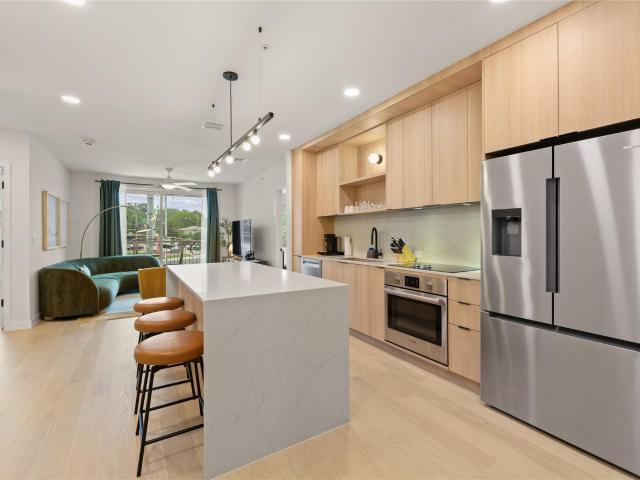 2323 S Lamar Blvd # 237