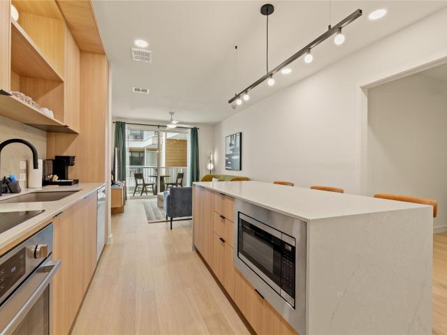 2323 S Lamar Blvd # 202