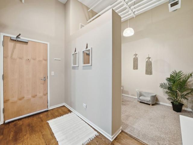 2323 w pershing road # 132