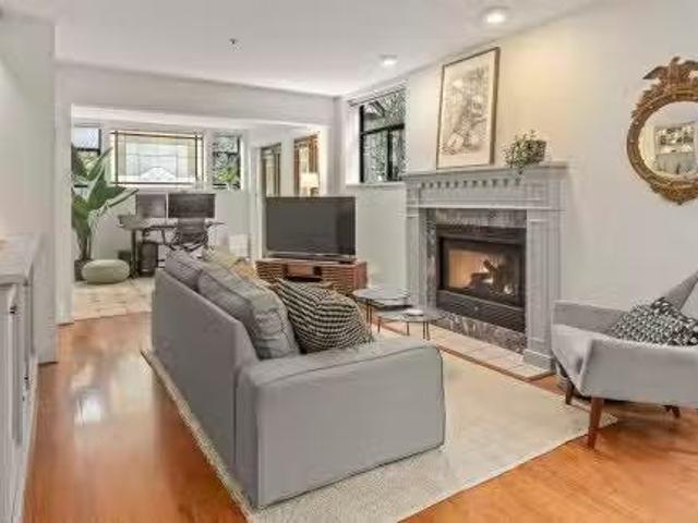 232 14Th Avenue W, Vancouver, BC, V5Y 1X1 townhouse for sale.