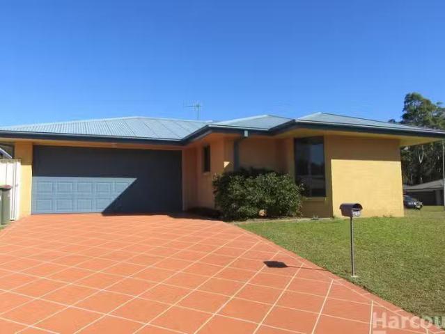 2/32 Colonial Circuit, Wauchope, NSW 2446 Villa for Rent