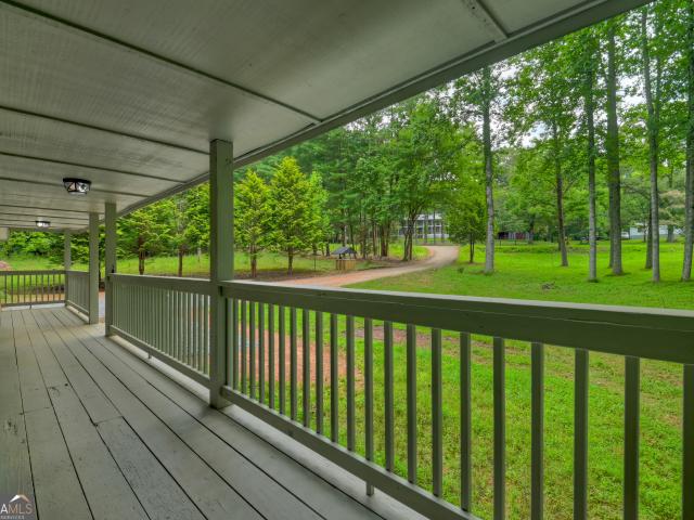 232 Chestnut Gap Road