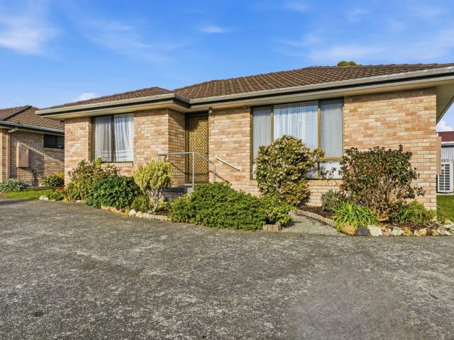 2/32 brent street, glenorchy