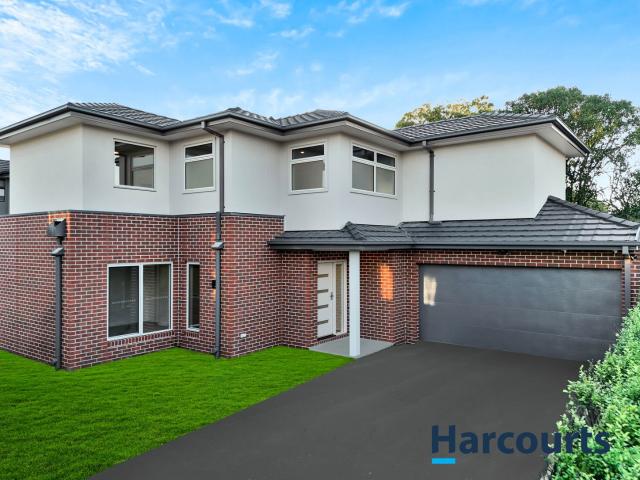2/32 Elton Road, FERNTREE GULLY, VIC 3156