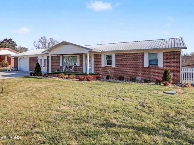 232 Farris Circle
