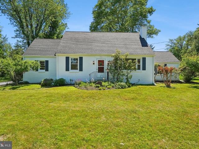 232 Fisher Place