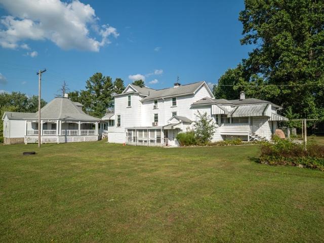 232 N Main St