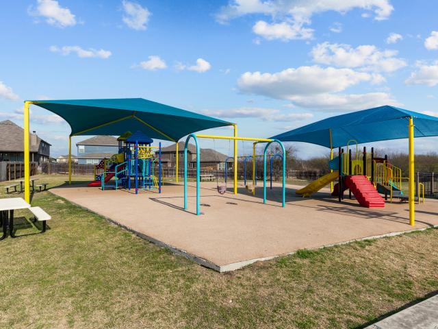 232 Saddle Vista, Cibolo, TX 78108 | MLS #1945