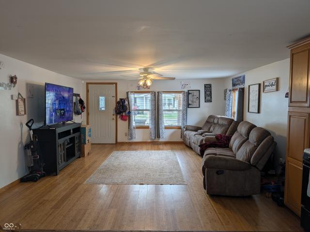 232 Pence Street