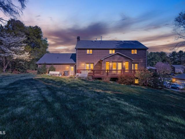 232 Roscommon Drive