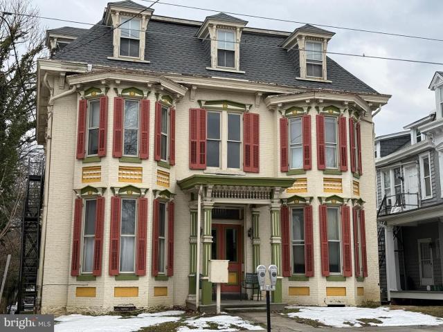 232 W Main Street Unit 6, Waynesboro, US, PA