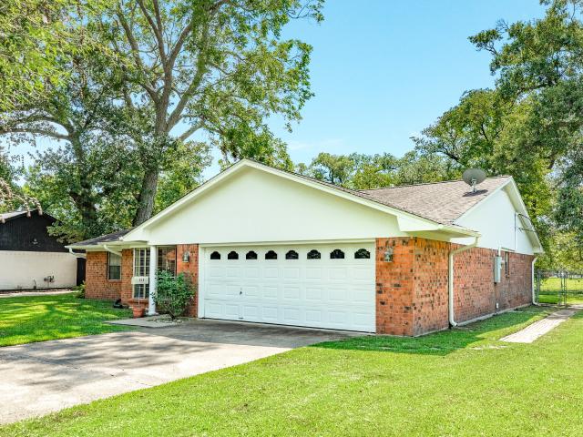 232 Wayne Dr