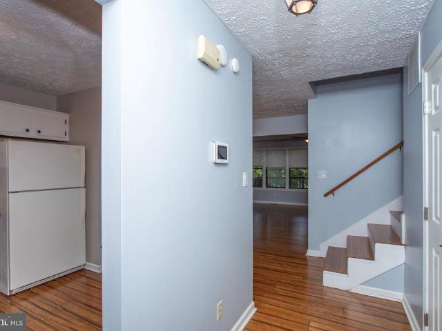 23341 Red Oak Court