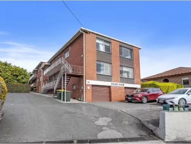 2/334 Park Street, NEW TOWN Apartment for rent Listed by Sri.