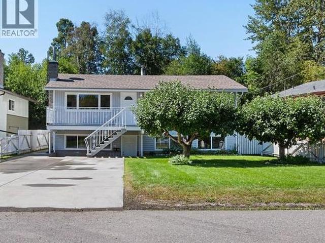 2335 Royal Crescent, Prince George, BC, V2L 1H4 house for sale | Listing ID R3157 | Royal LePage