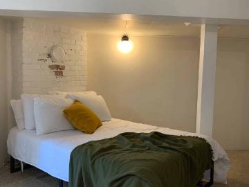 2335 W 6th Ave, Vancouver Student Apartments | Amber