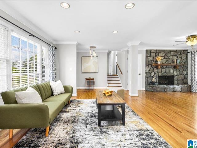 2336 Mountain Oaks Lane