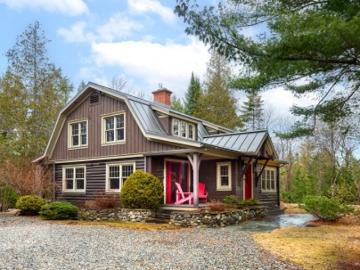 2336 Rue Du Havre, Magog, QC, J1X 5R9 Luxury House for sale | Listing ID 21716 | Royal LePage Carriage Trade Luxury Properties