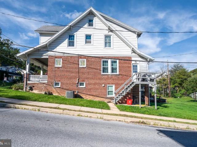 2337 Fairview Avenue