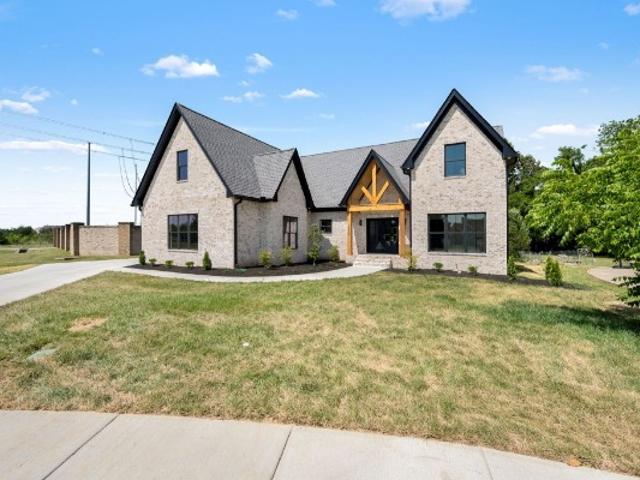 2338 Thad Ct